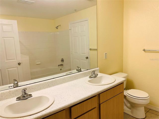 1980 ERVING CIRCLE 107, Ocoee, FL 34761
