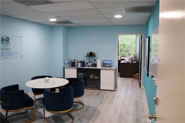 23276 S Pointe Drive 201, Laguna Hills, CA 92653