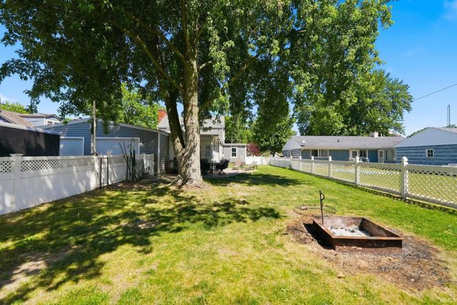 210 Ewing Street, Plymouth, IN 46563