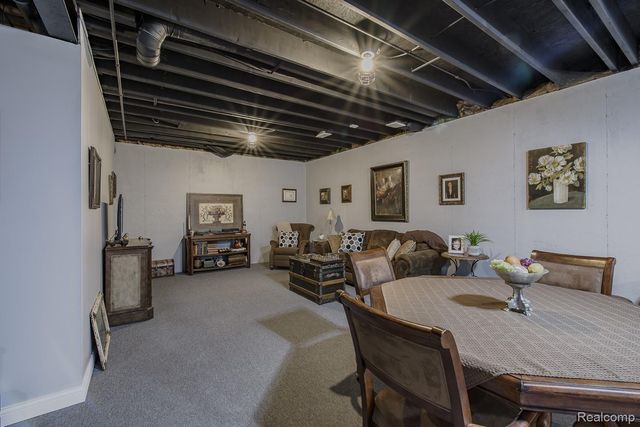 7466 Village Court, Springfield Charter Township, MI 48350