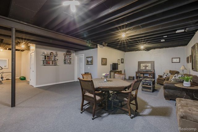 7466 Village Court, Springfield Charter Township, MI 48350