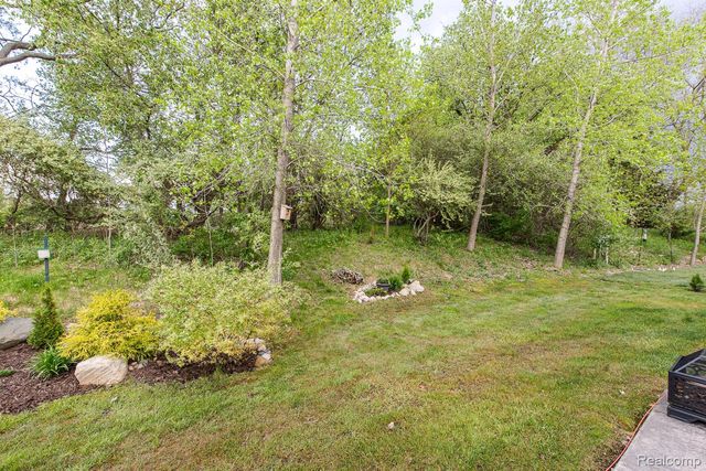 7466 Village Court, Springfield Charter Township, MI 48350