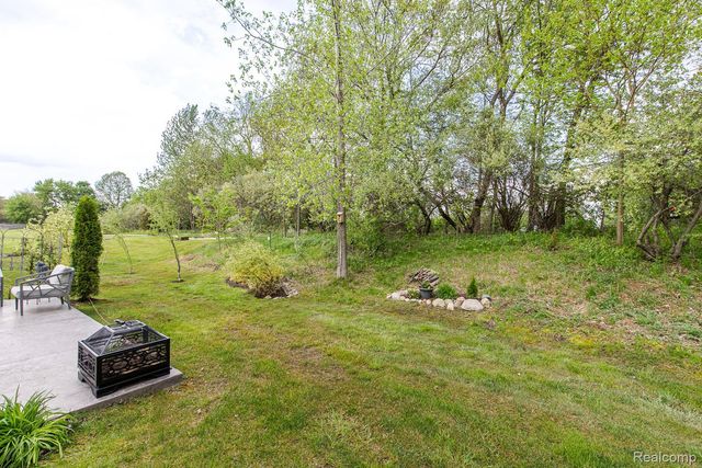 7466 Village Court, Springfield Charter Township, MI 48350