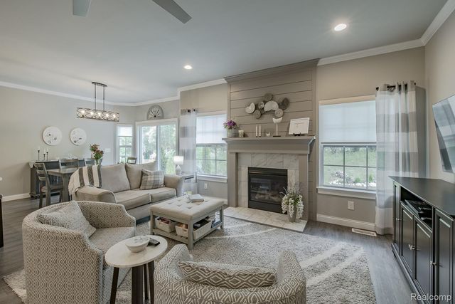 7466 Village Court, Springfield Charter Township, MI 48350