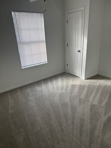 5102 Roxbury, Springdale, AR 72762