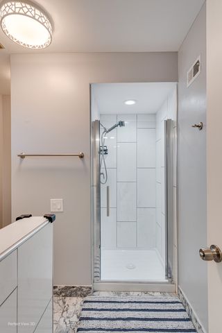 3811 Mission Hills Road, Northbrook, IL 60062