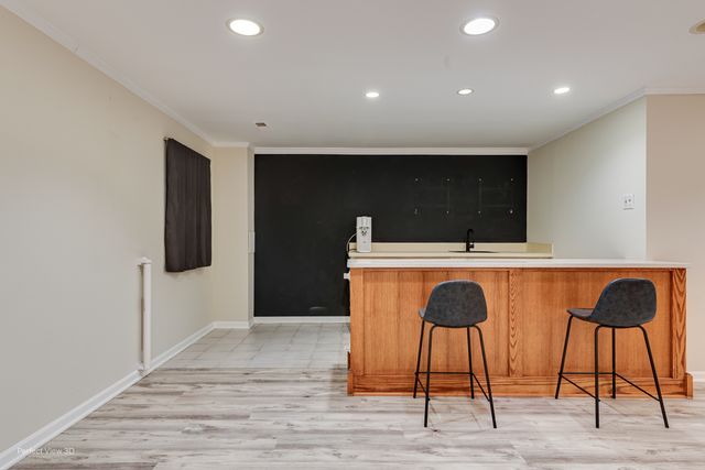 3811 Mission Hills Road, Northbrook, IL 60062