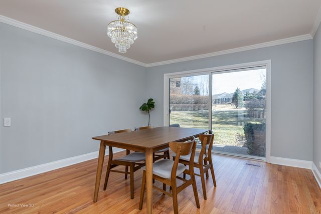 3811 Mission Hills Road, Northbrook, IL 60062