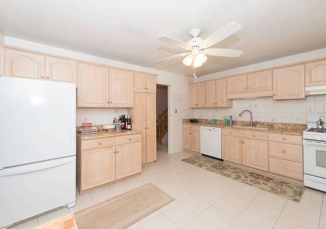 1205 Winston Drive, Melrose Park, IL 60160