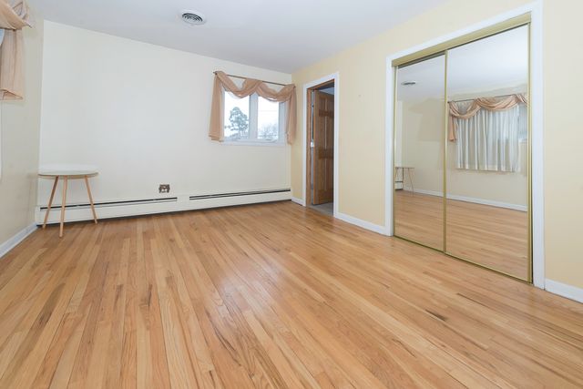 1205 Winston Drive, Melrose Park, IL 60160