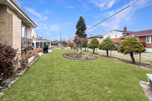 1205 Winston Drive, Melrose Park, IL 60160