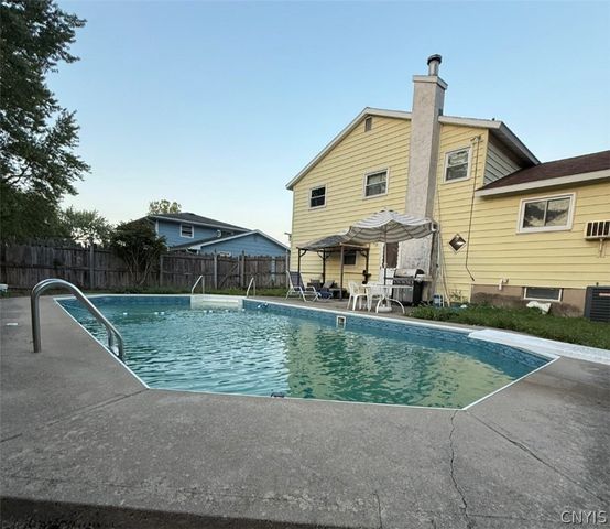 30 Ardencrest Road, Clay, NY 13090