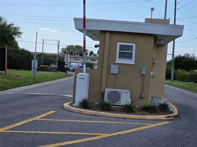 2405 FRANCISCAN DRIVE 11, Clearwater, FL 33763