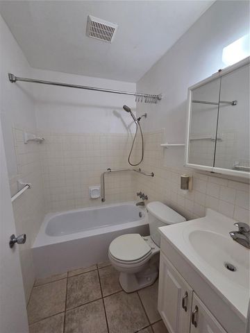 2405 FRANCISCAN DRIVE 11, Clearwater, FL 33763