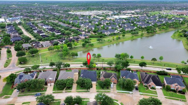 12320 Evening Bay Drive, Pearland, TX 77584