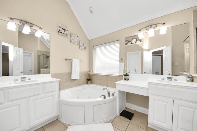 12320 Evening Bay Drive, Pearland, TX 77584