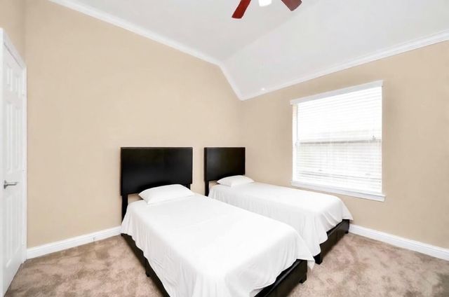 12320 Evening Bay Drive, Pearland, TX 77584