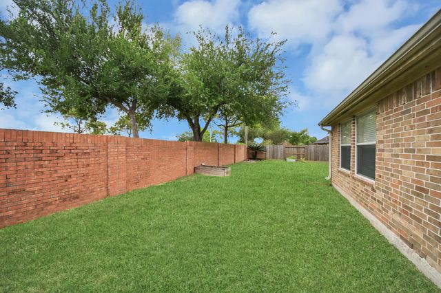 12320 Evening Bay Drive, Pearland, TX 77584