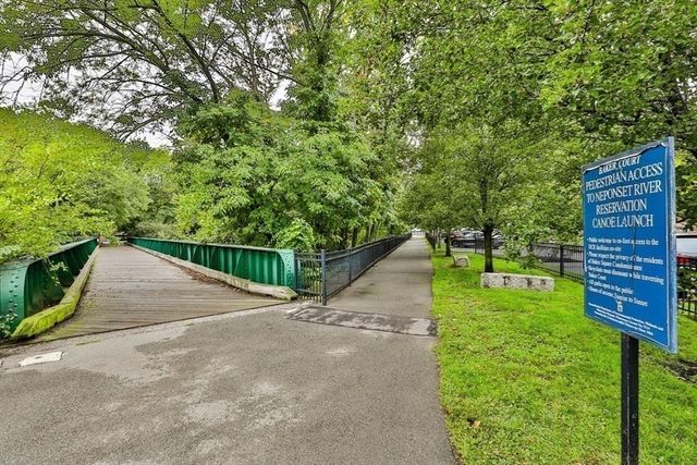 1243 Adams 207, Boston, MA 02124