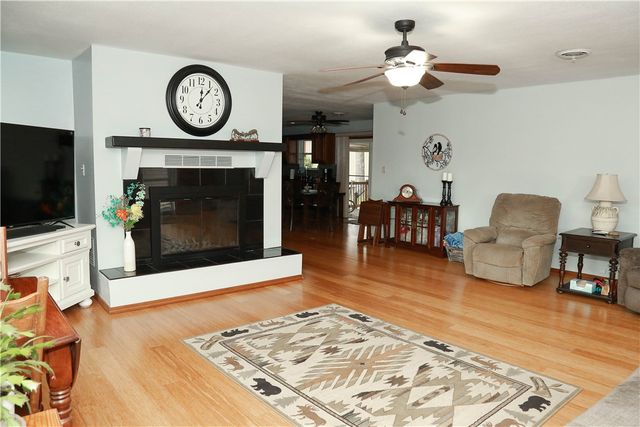 224 Laddy Lane, London, AR 72847