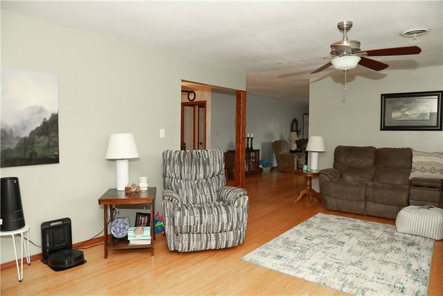 224 Laddy Lane, London, AR 72847