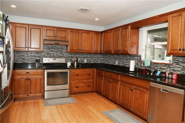 224 Laddy Lane, London, AR 72847