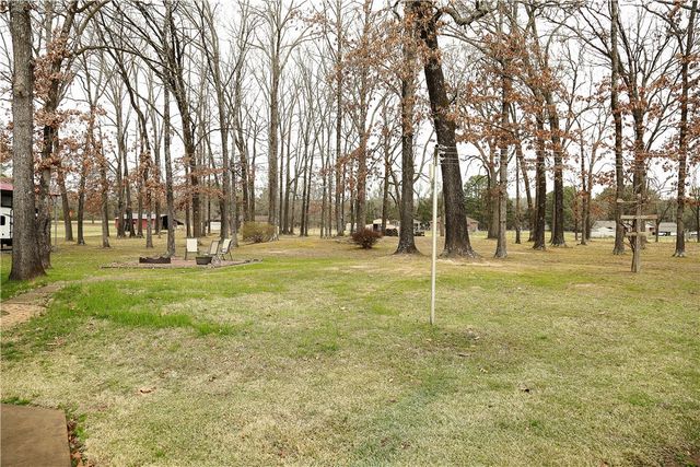 224 Laddy Lane, London, AR 72847