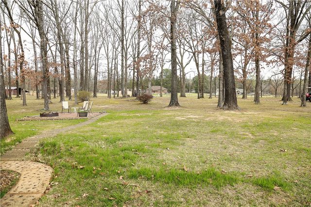 224 Laddy Lane, London, AR 72847