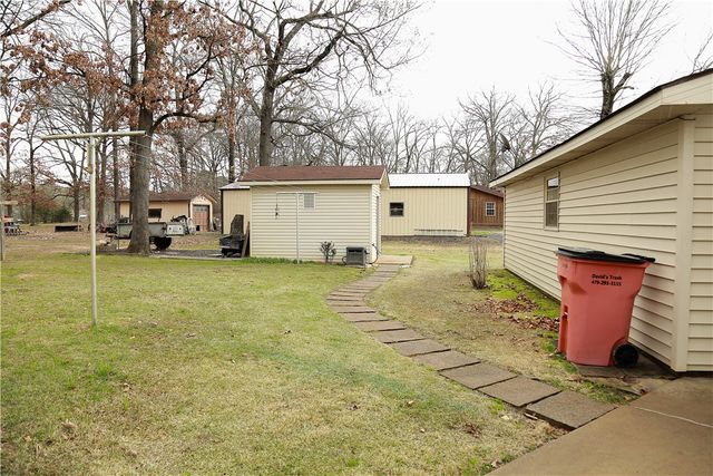224 Laddy Lane, London, AR 72847