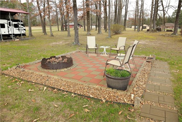 224 Laddy Lane, London, AR 72847