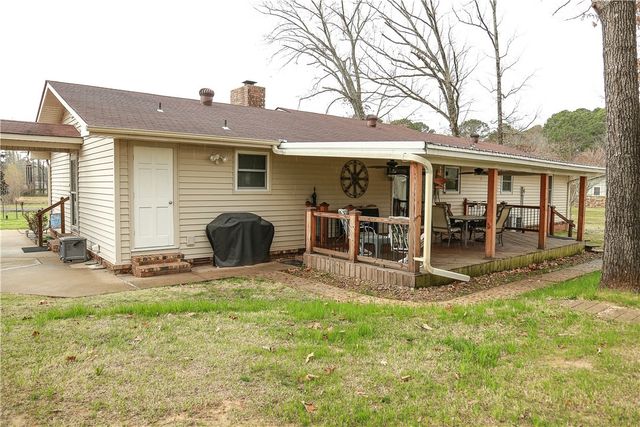 224 Laddy Lane, London, AR 72847