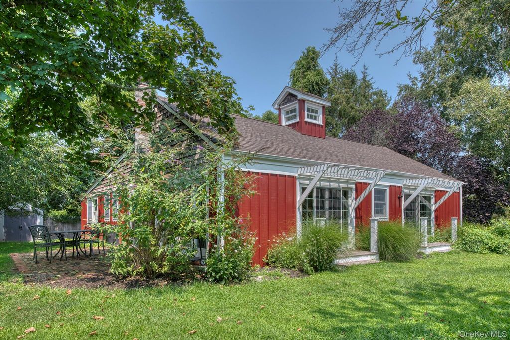 65 Ryder Farm Lane, Orient, NY 11957