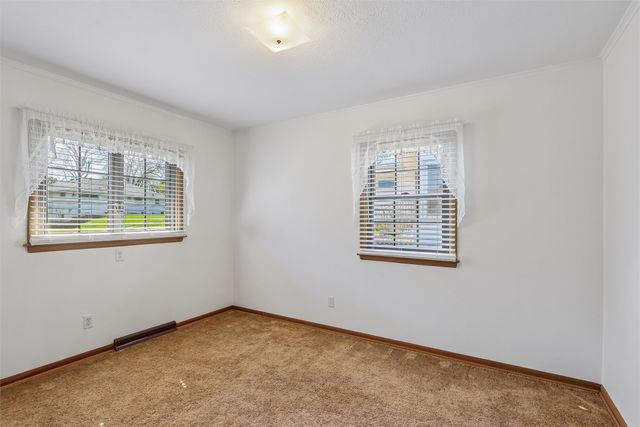 528 25th Street, West Des Moines, IA 50265