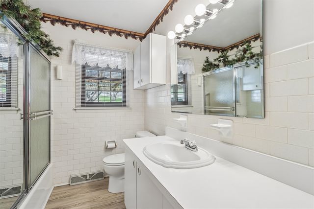 528 25th Street, West Des Moines, IA 50265