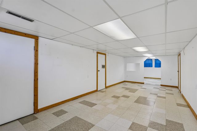 528 25th Street, West Des Moines, IA 50265