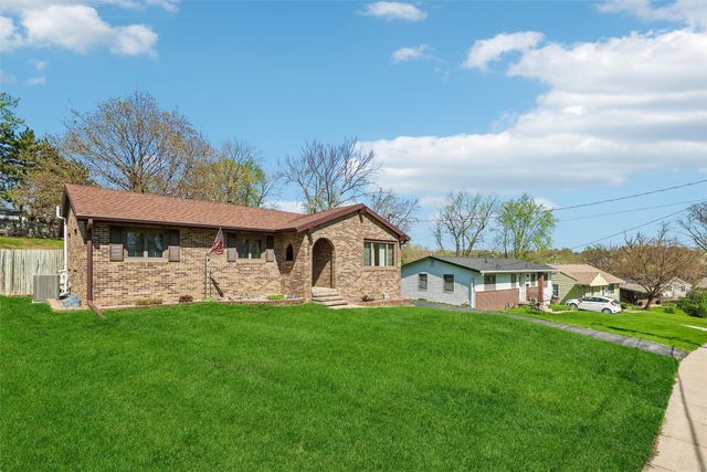 528 25th Street, West Des Moines, IA 50265