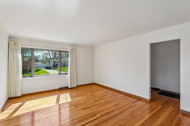 528 25th Street, West Des Moines, IA 50265