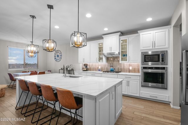 10435 N Decker Drive, Tucson, AZ 85742