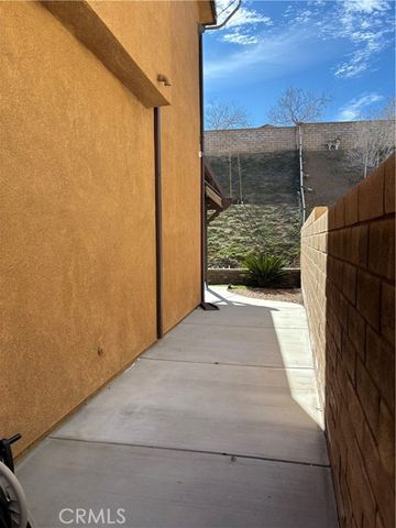 2534 Mapleleaf, Palmdale, CA 93551