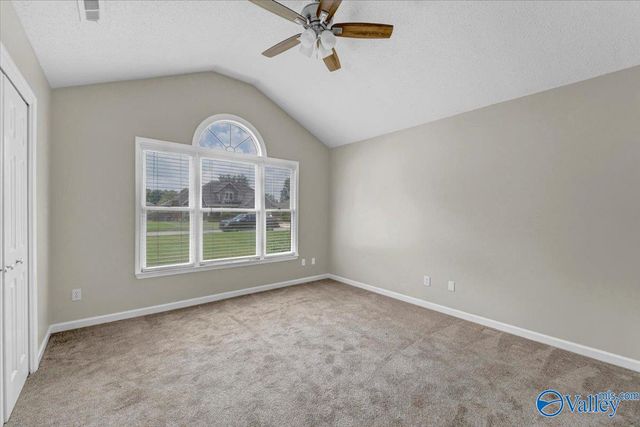 2722 King Arthur Court SW, Decatur, AL 35603