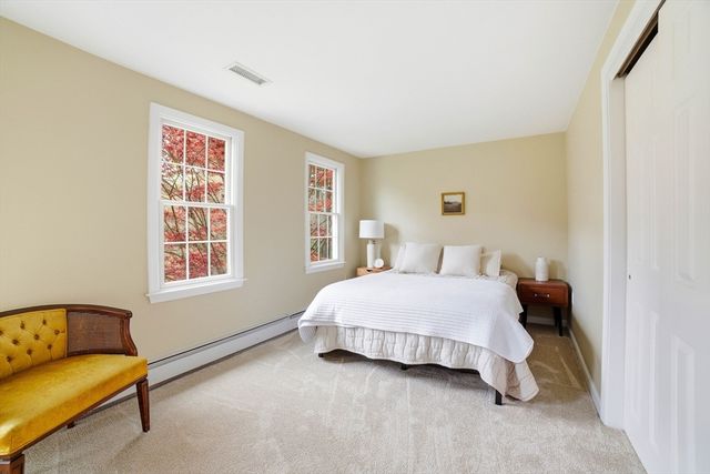 43 Carriage Hill Road, Northborough, MA 01532