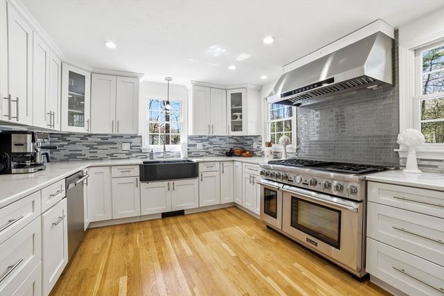 43 Carriage Hill Road, Northborough, MA 01532