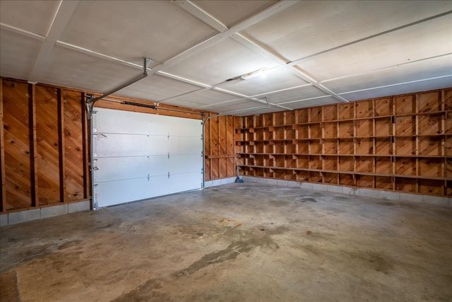 202 Vine St, Loretto, TN 38469