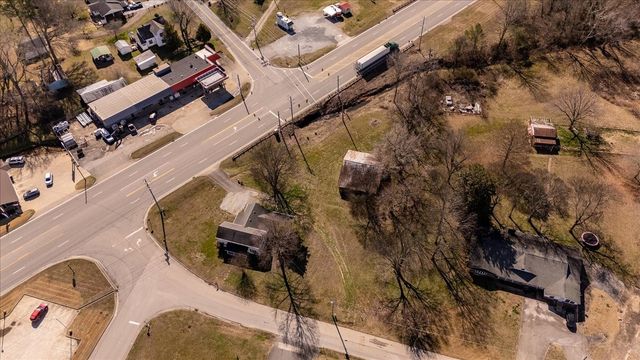 202 Vine St, Loretto, TN 38469