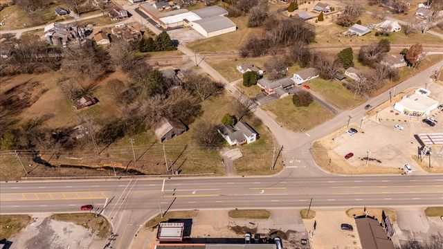 202 Vine St, Loretto, TN 38469