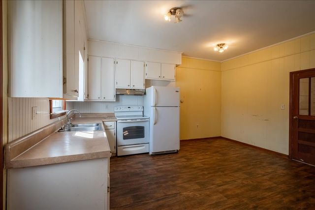 202 Vine St, Loretto, TN 38469