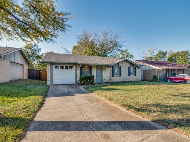 1917 Briarwood Drive, Plano, TX 75074