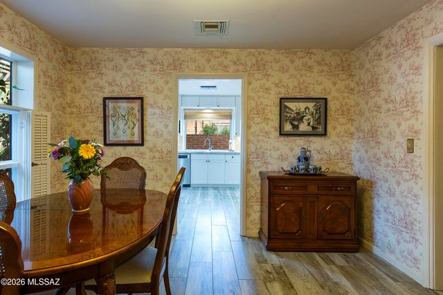 3819 E Calle Cortez, Tucson, AZ 85716