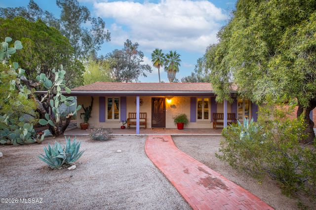 3819 E Calle Cortez, Tucson, AZ 85716
