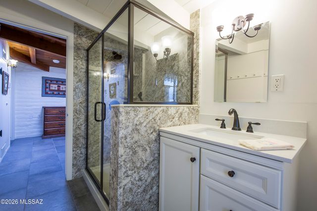 3819 E Calle Cortez, Tucson, AZ 85716